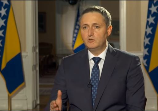 BEĆIROVIĆ TRAŽI SANKCIJE ZA DODIKA: Optužuje ga za rušenje "Dejtona" i poziva EUFOR da pojača snage
