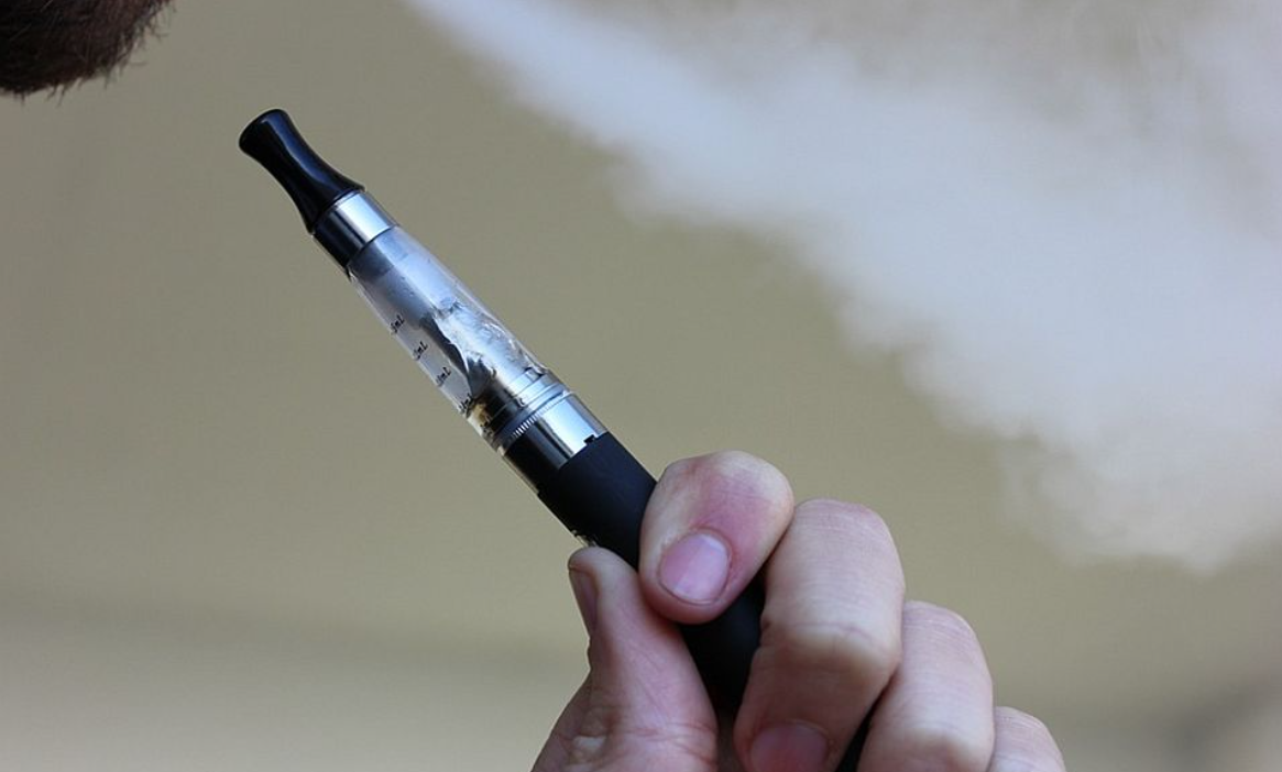 Novi zakon u Crnoj Gori: Ni e-cigarete neće moći u zatvorenom