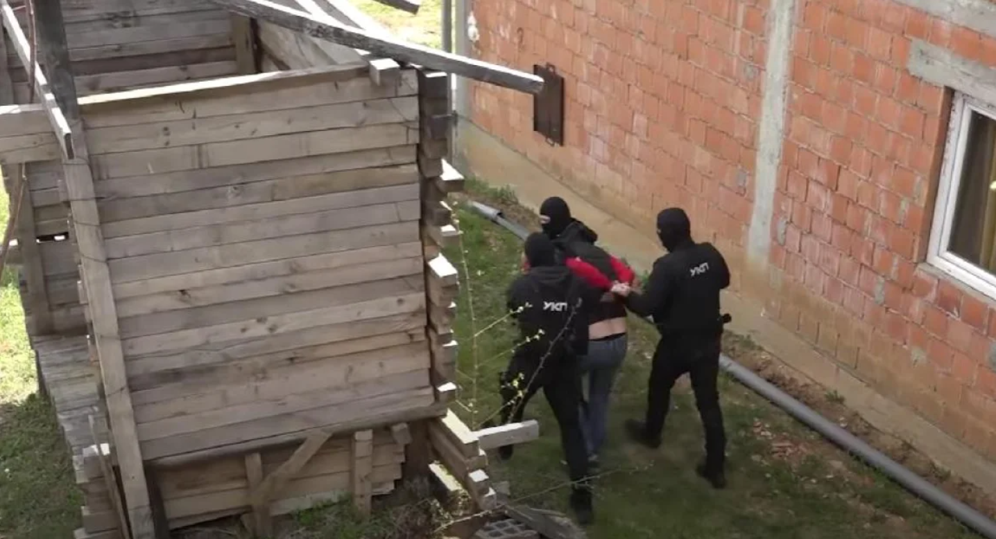 VIDEO – Državljanin Crne Gore uhapšen sa većom količinom droge u Smederevu