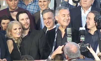 HVALA TI, MILO, ŠTO NE ZNAM ZA DRUGOG I PRAŠTAJ IZ MAJBAHA: Urnebesno pismo tridesetogodišnjaka bivšem predsjedniku