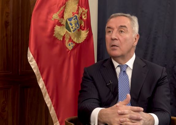 ADVOKAT DUŠKA KNEŽEVIĆA: Moj klijent ima dokaze da Đukanovićev prvi milion vodi do „ničije kuće“