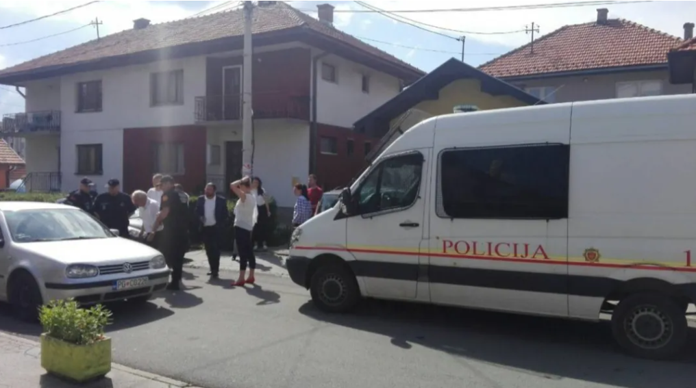 NIKŠIĆKA POLICIJA: Provjeravali smo kupuju li se lične karte, nismo vršili pretres
