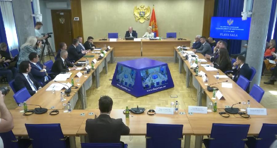 MANDIĆ: Dio „sedme uprave“ su bili Čume, Luković i Spasojević; ABAZOVIĆ: Duvanska mafija je ubila Raspopovića, Jovanovića i Žugića