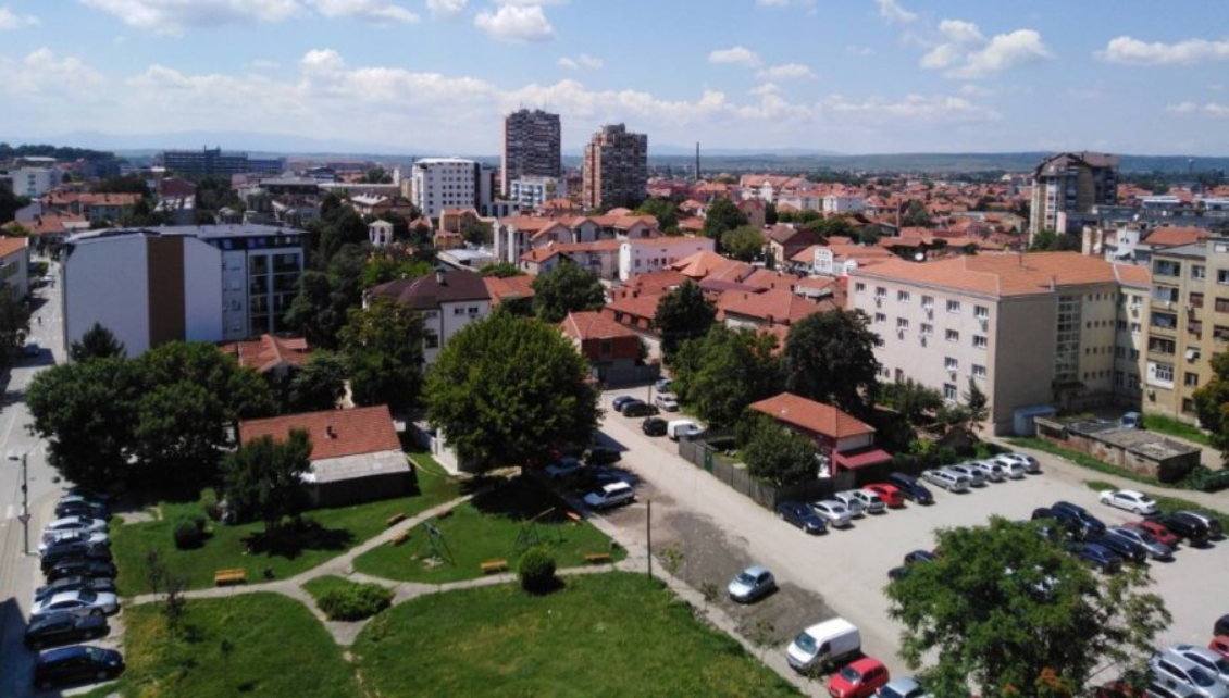 Načelnik psihijatrije u Leskovcu podnio ostavku zbog slika sa replikama oružja