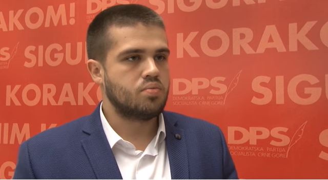NIKOLIĆ: "Spajić da se prvo pozabavi raskolom u Evropi sad, teško nam je da pregovaramo sa obje frakcije"