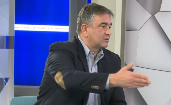 "JA TEBI POSAO KAO JAVNI FUNKVIONER, TI MENI KORUPCIONAŠKU NADOKNADU" Medojević: Već su vidljivi negativni efekti populističkih mjera PES-a!