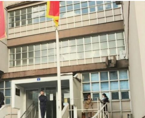 "PROFESOR FIZIČKOG" SE NAGODIO SA SUDOM: Lažna diploma postala zvanični dokument!