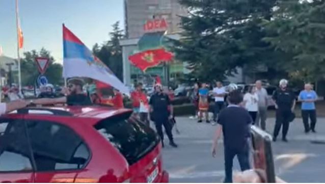 HIMNA I ZASTAVA DIJELE CRNU GORU? MARKUŠ: "Orla su prefarbali, a "Oj junaštva svijetla zoro" prepjevali u referendumsku majsku zoru