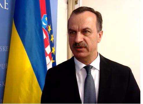 Ukrajinski ambasador u Zagrebu slavi ubistva Srba u "Bljesku" i "Oluji" (FOTO)