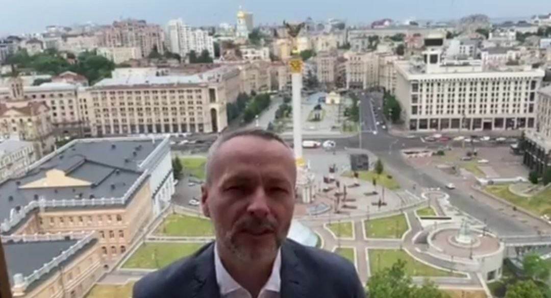 SKANDALOZNO: Aleksandar Olenik uputio poziv na protest "Srbija protiv nasilja" sa trga Majdan u Kijevu
