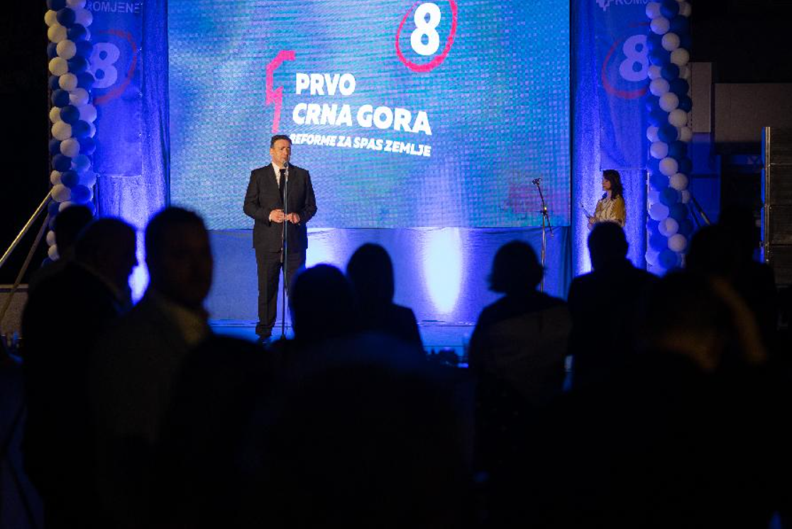 (FOTO) ZAVRŠNA KONVENCIJA PzP: Nastaviti dinamičnije sa reformama za spas zemlje