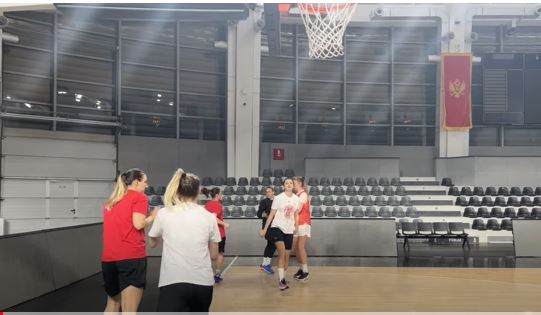 Crnogorke u četvrtfinalu Eurobasketa!
