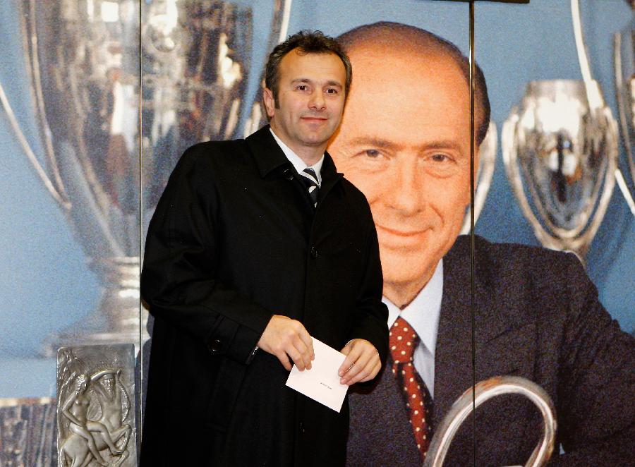 SAVIĆEVIĆ: Berluskoni mi je bio stvarno kao drugi otac, kolima sam krenuo na sahranu