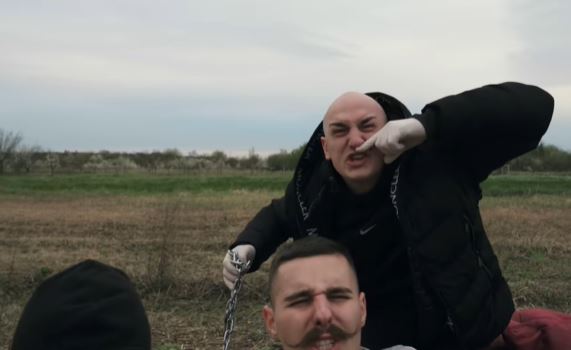 Gradonačelnik Prijedora zatražio otkazivanje koncerta grupe "Desingerica i pljugica" u tom gradu