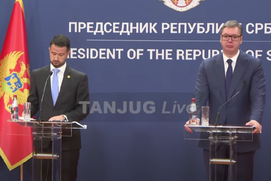 VUČIĆ ODGOVORIO NA PITANJE CG MEDIJA O SVETOZARU MAROVIĆU: A boli li nas što ste priznali Kosovo?