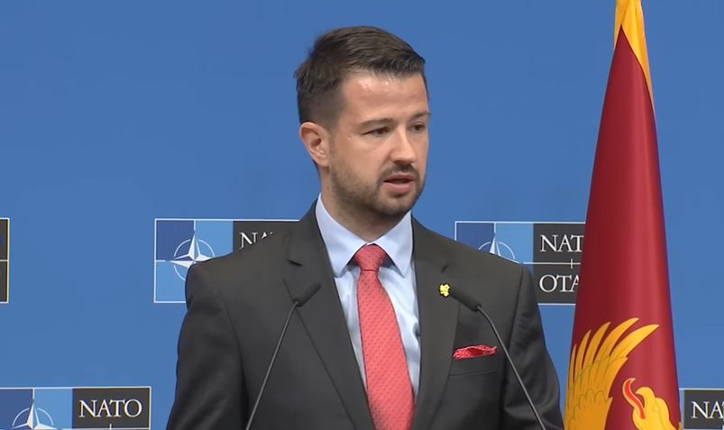 Skandal na pres konferenciji: Predsednik Crne Gore omalovažavo novinarku
