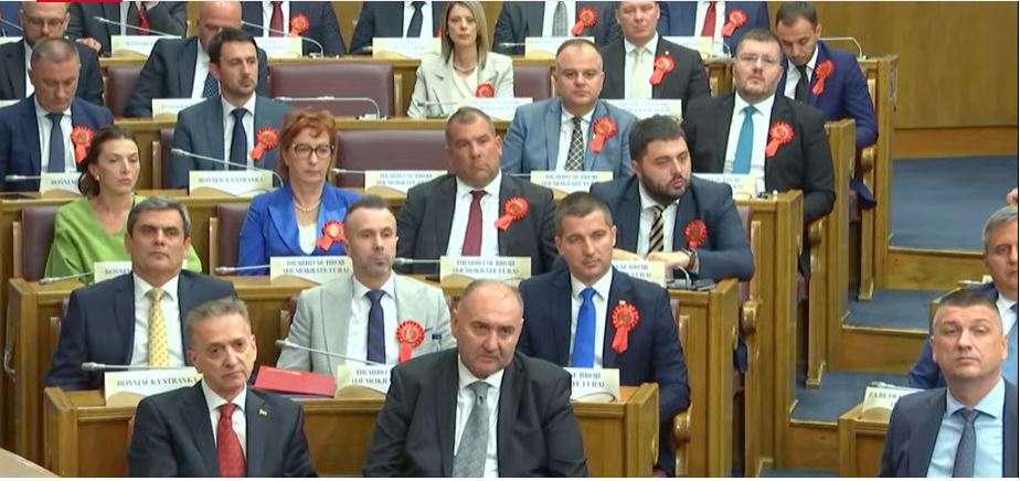 ČEKA SE IZBOR ŠEFA PARLAMENTA: Počela konstitutivna sjednica Skupštine Crne Gore (VIDEO)
