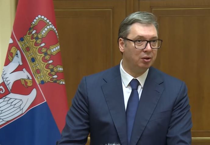 NEKI LJUDI OKO VUČIĆA RADE ZA CIA! Šokantne informacije bivšeg šefa BIA: Opasno je!