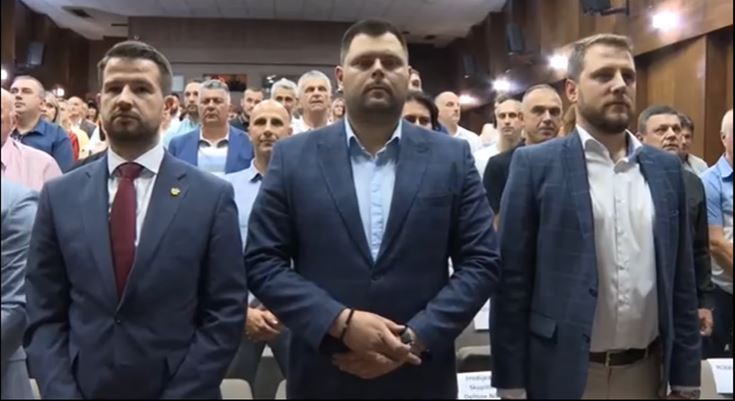 BURNO U CRNOGORSKOJ SKUPŠTINI ZBOG IZJAVE MARKA KOVAČEVIĆA! DPS tvrdi da je on fašista, Mandić razumije da tako darovitog političara ekstremizuju politički oponenti
