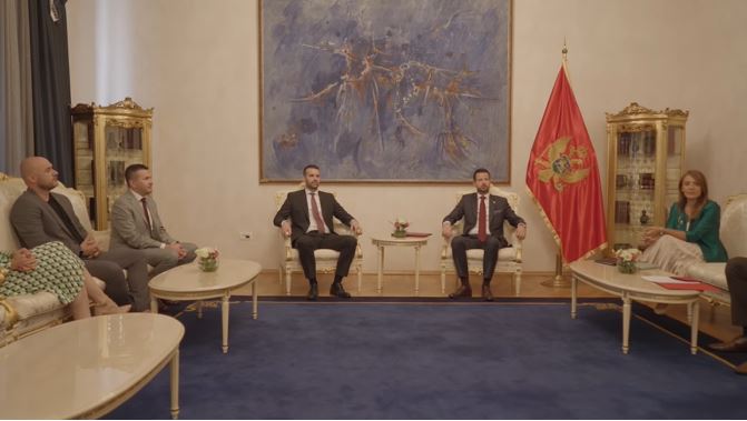 "U CG SVE PODSJEĆA NA BABA VANGA KONCEPCIJU!" Politički analitičar o novonastaloj situaciji oko formiranja vlade Crne Gore
