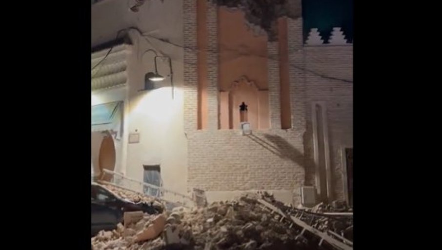 STRAŠNI SNIMCI IZ MAROKA NAKON RAZORNOG ZEMLJOTRESA: Sve je u ruševinama, stotine mrtvih (VIDEO)