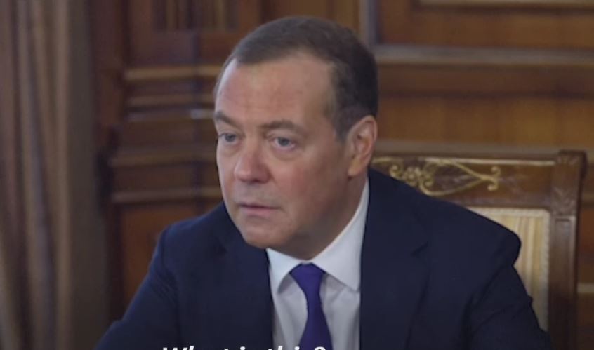 MEDVEDEV: Kijev treba da požuri da prihvati Putinov predlog, inače...
