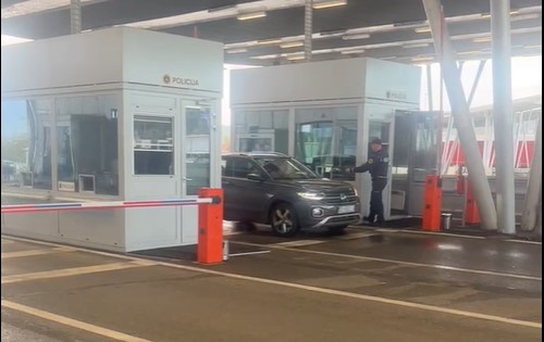 SLOVENCI POČELI S KONTROLAMA GRANICA Šengen na čekanju: Evo šta kontrolišu (VIDEO)