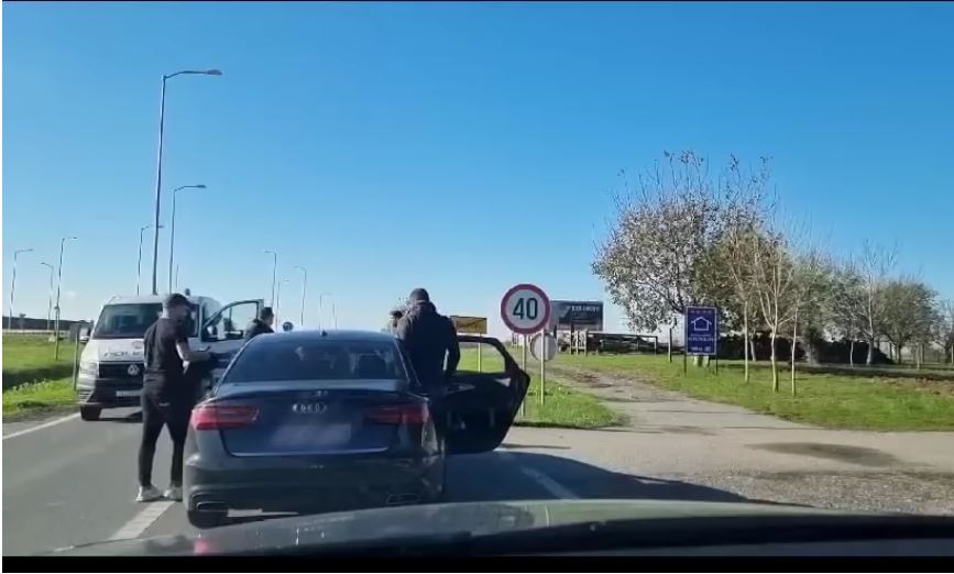 UŽAS U VUKOVARU! Napadnut auto sa SRPSKIM STUDENTIMA! (VIDEO)