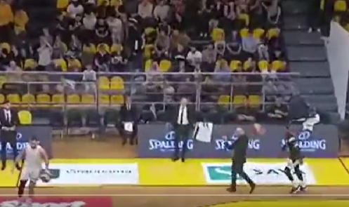 NAVIJAČI SPLITA SVE ŠOKIRALI: Srbina dočekali ovacijama, tresla se dvorana, SKANDIRALI MU I IME! (VIDEO)