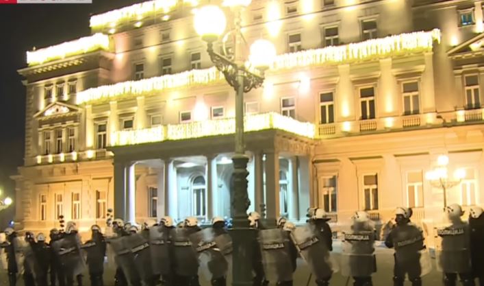 SRBI IZ CRNE GORE ŽESTOKO ODGOVORILI LAŽNOJ BEOGRADSKOJ ELITI! "Rušiteljski nagon malograđanske „elite“ ne priliči dostojanstvu čovjeka!"