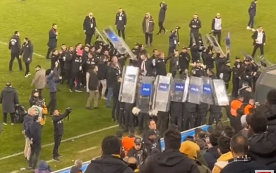 PREKINUTO PRVENSTVO TURSKE: Uhapšen predsjednik kluba zbog nasrtaja na sudiju