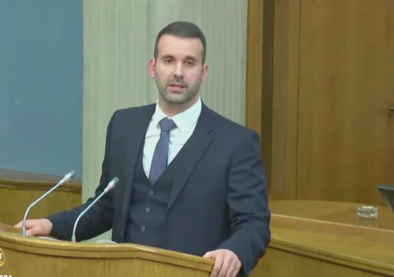 Spajić medijima poslao odgovore na poslanička pitanja iako premijerski sat nije održan