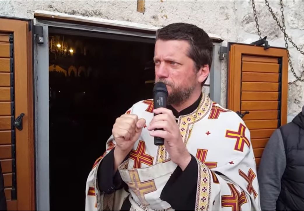OTAC GOJKO RIJEŠIO DILEMU! Evo šta za Crnogorce znače Kosovo i Njegoš (VIDEO)