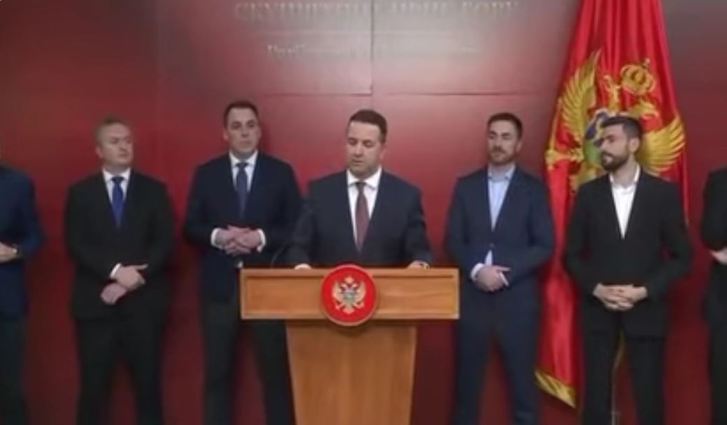SKANDALOZAN GOVOR ERAKOVIĆA U BARU! To nijesu naše komšije i prijatelji, nego izdajnici!