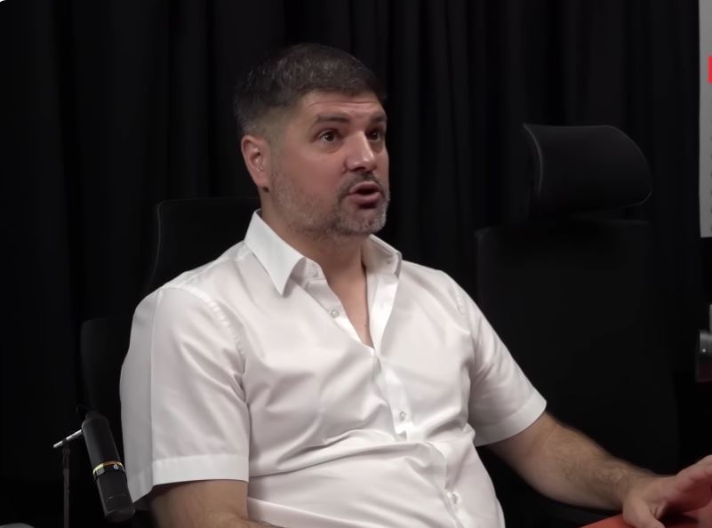 STRANI NALOGODAVCI OPOZICIONIH MEDIJA VRŠE HAJKU NA MENE! Koluvija: Dronom mi špijuniraju stan