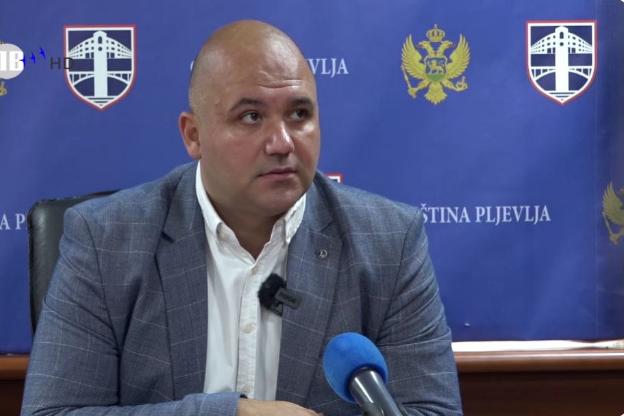 NE SMETA VAM NOĆ VJEŠTICA NI KINESKA NOVA GODINA- SAMO VAM SRPSKO SMETA Vraneš odgovorio na medijsku hajku komita iz Vijesti