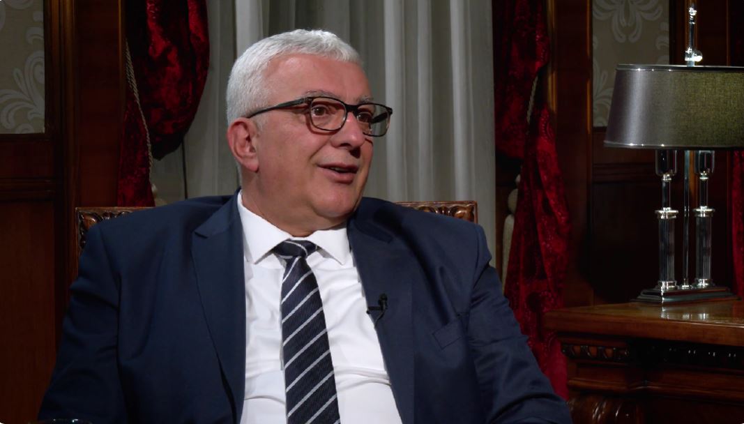 SPAJIĆEV SPAJIĆEV POKRET PUKAO NA IZBORIMA: Mandić proglasio pobedu