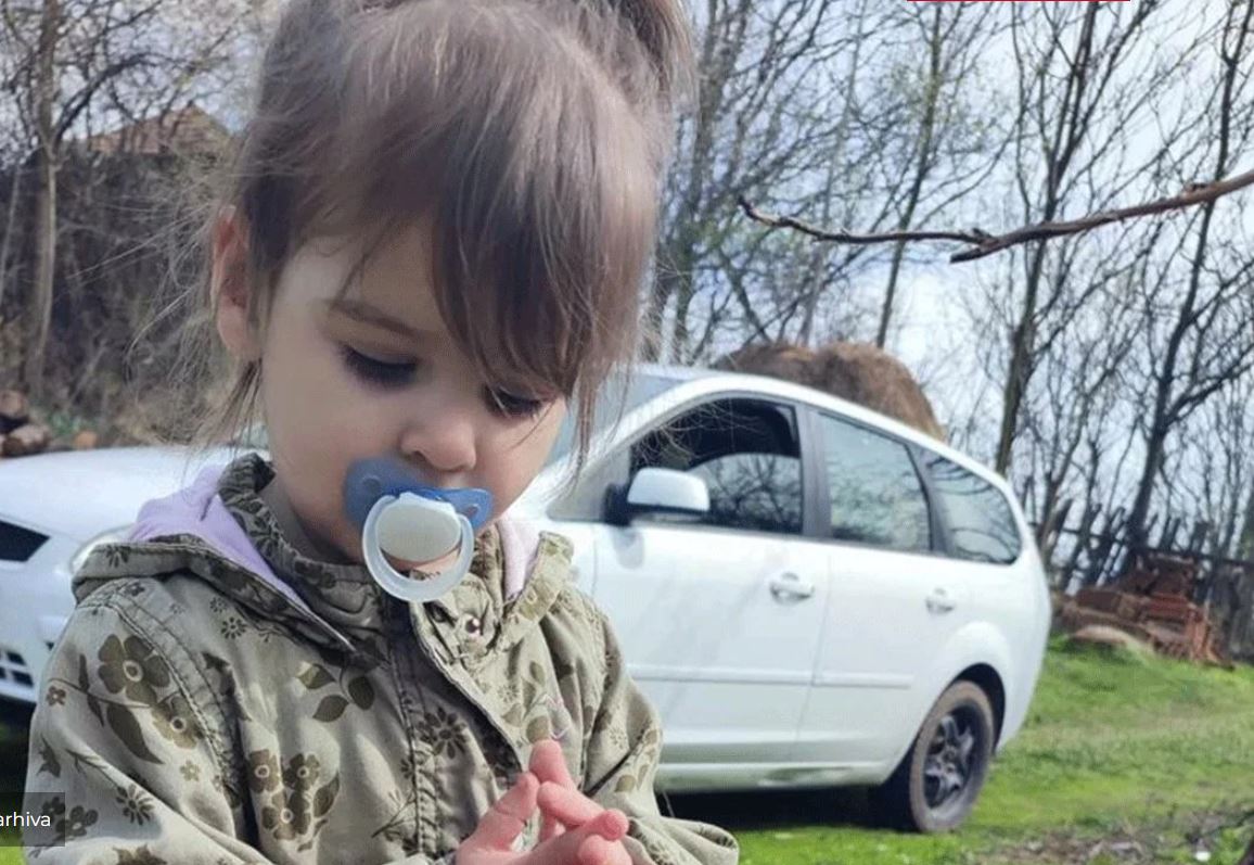 MALE DANKE I DALJE NEMA:  Helikopter i dronovi pretražuju teren