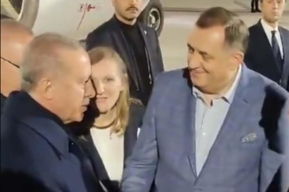 MILE ODKUD TI?! Erdogan i Dodik slučajno naletjeli jedan na drugog na aerodromu! HIT REAKCIJA TURSKOG PREDSJEDNIKA (VIDEO)