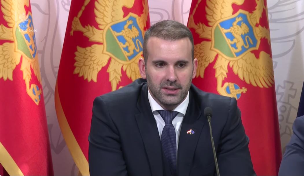 Spajić: Kolege iz opozicije preklinjale da premijerski sat bude u ponedjeljak, ne u subotu