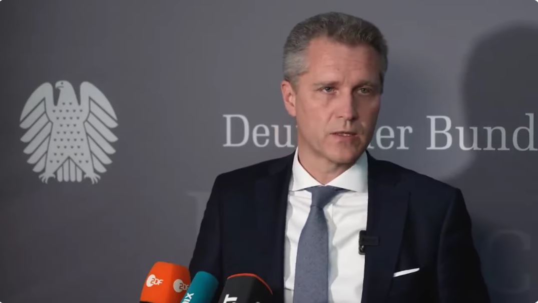 KOSOVO NIJE DRŽAVA I NE MOŽE U SAVJET EVROPE! Šamar Prištini iz Bundestaga: To je konstrukcija koja ne može da preživi, protektorat NATO i EU!
