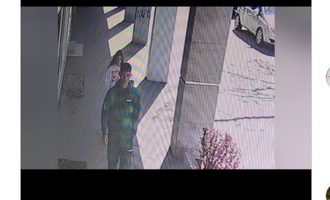 ČEKAO ISPRED MENJAČNICE PA UKRAO 600 EVRA! "Jako su brzi, ni 5 sekundi im ne treba..." (VIDEO)