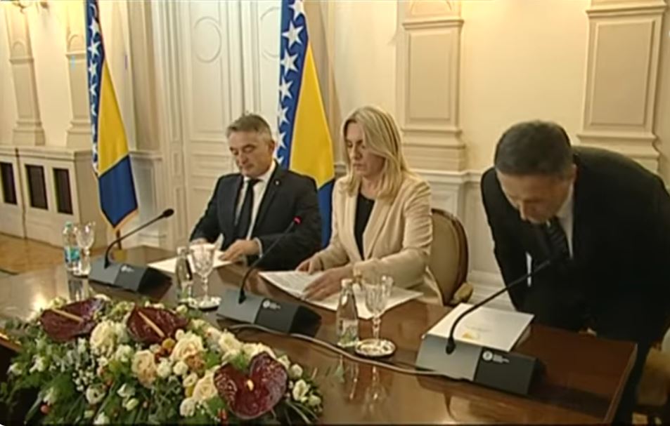 Ko upravlja spoljnom politikom u BiH?