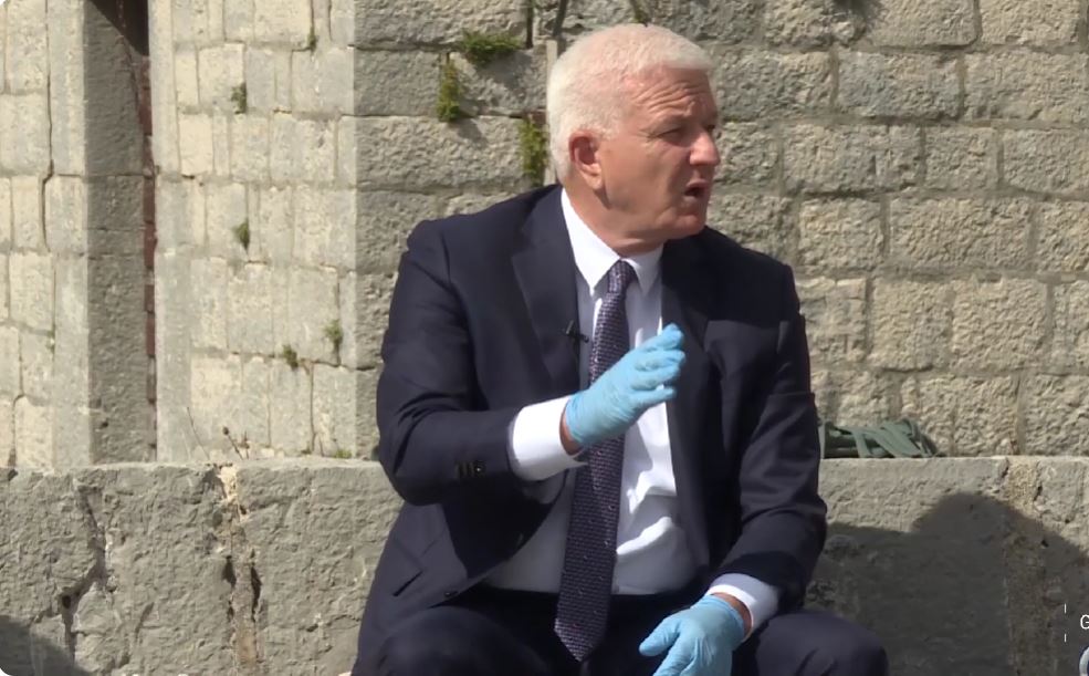Raskol u cetinjskom DPS-u: Četvoro odbornika prelazi kod Markovića?