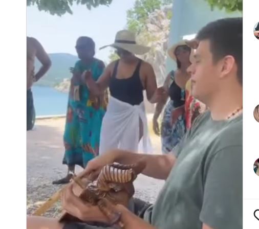 TURISTI PLESALI UZ GUSLE! Krupac centar okupljanja mladih guslara (VIDEO)