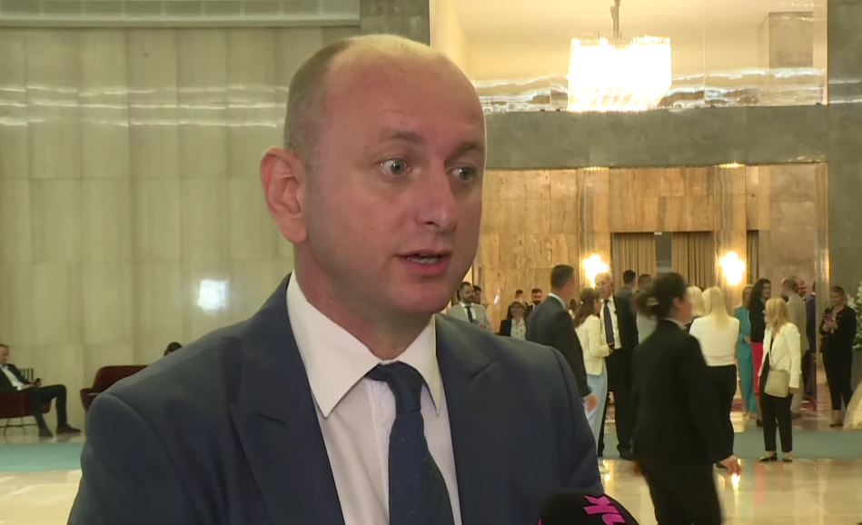 KNEŽEVIĆ O REZOLUCIJI O JASENOVCU: Političkom talogu u CG da može biti, sve bi nas izveli pred streljački stroj...