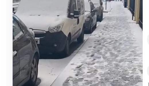NA EVROPSKOM OSTRVU PAO SNIJEG: Zabijelio u sred ljeta (FOTO)