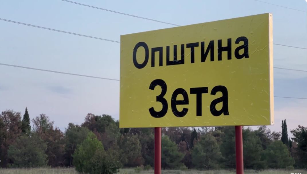 OPŠTINA ZETA IZABRALA SVOJ NOVI GRB I ZASTAVU: Zetski DPS u nevjerici (FOTO)