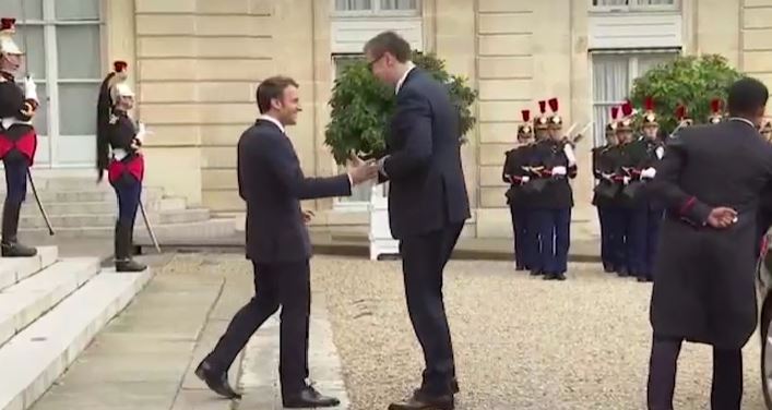„RAFALI“ dolaze u Srbiju: Makron i Vučić potpisali ugovor o kupovini moćnih letjelica