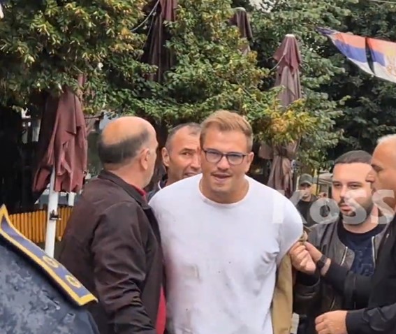 Teror nad Srbima se nastavlja! Uhapšen lider Srpske demokratije, Kurti u sjevernom dijelu Kosovske Mitrovice (VIDEO)
